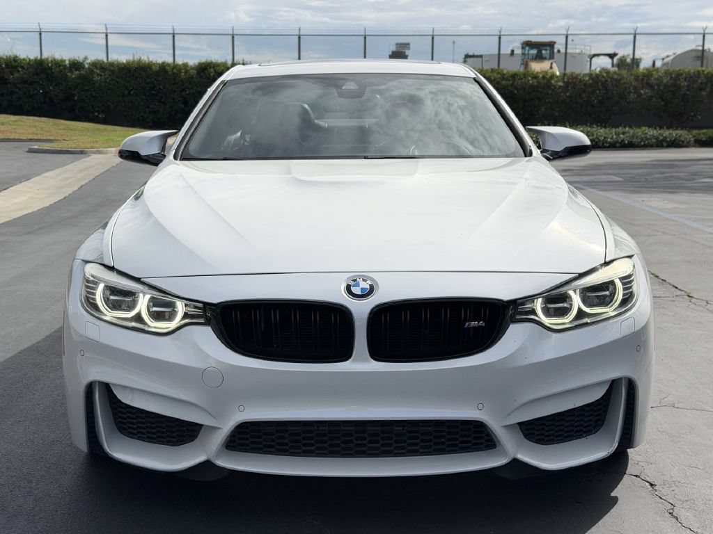 Used 2017 BMW M4 Coupe RWD image 3