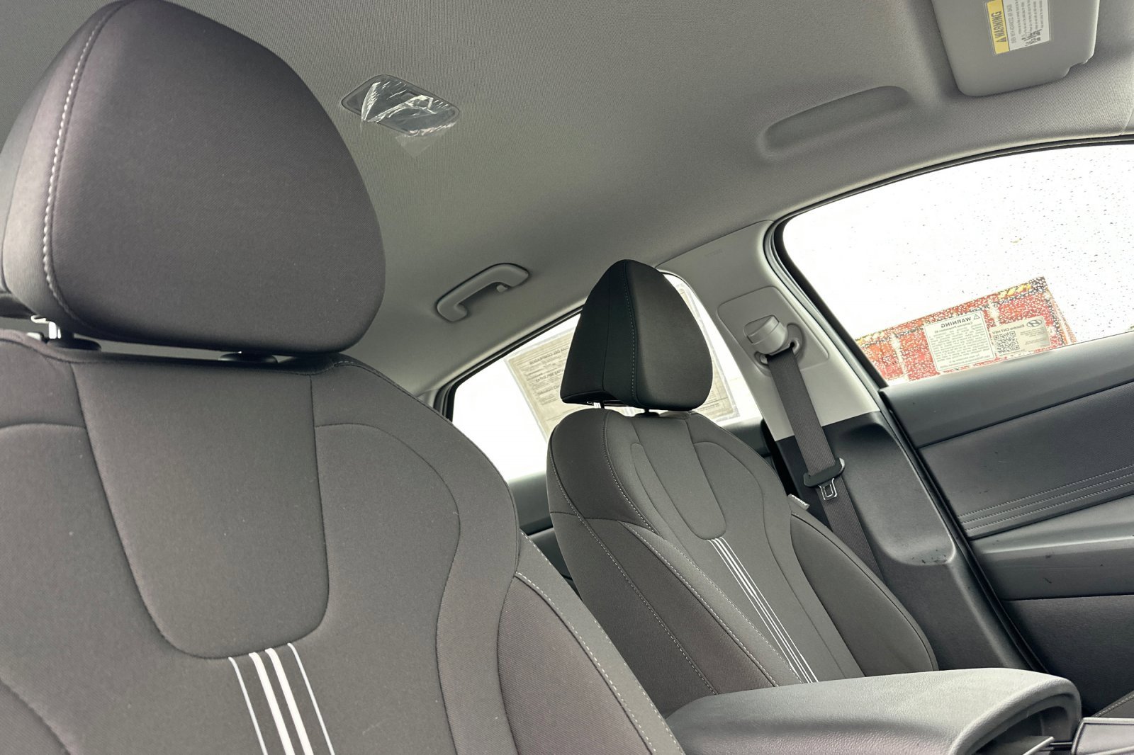 Used 2025 Hyundai Elantra Blue image 18