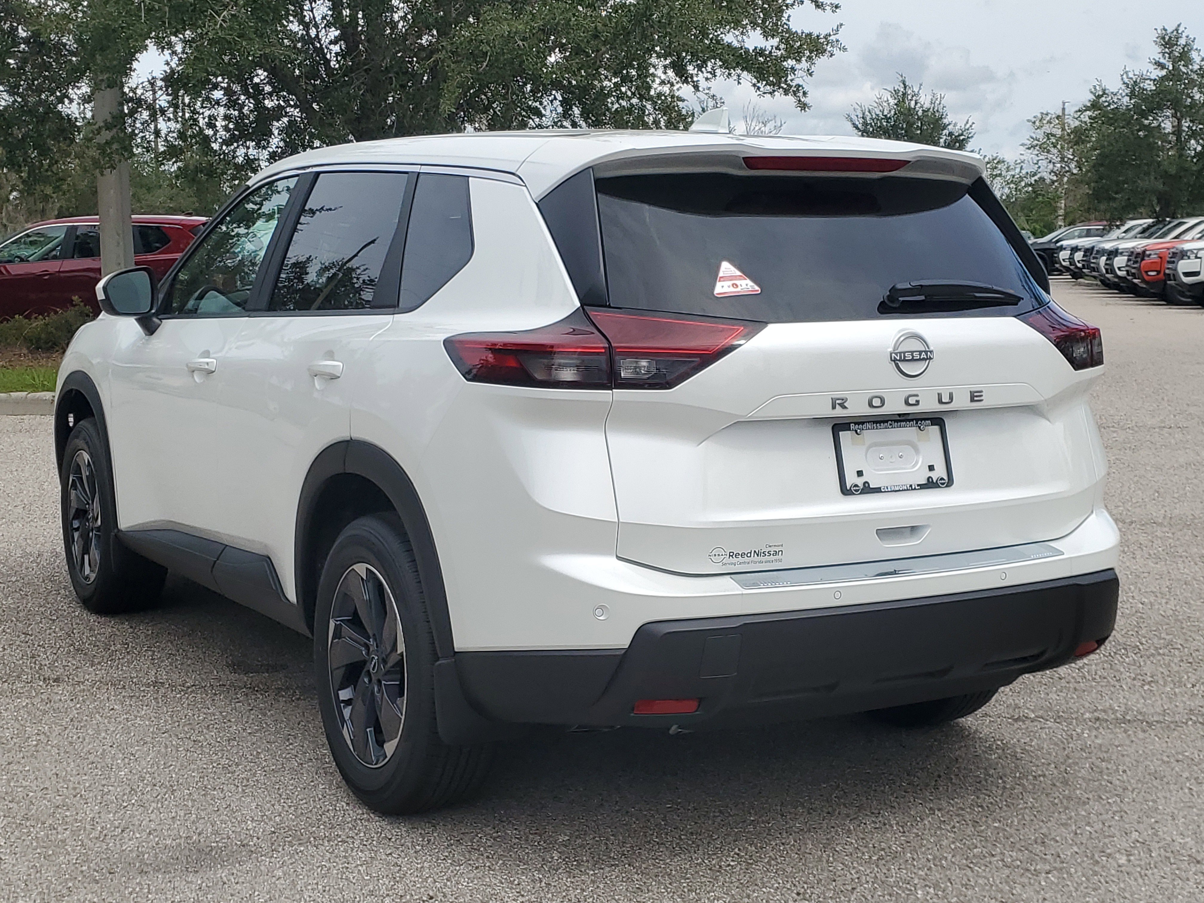 New 2026 Nissan Rogue SV image 4