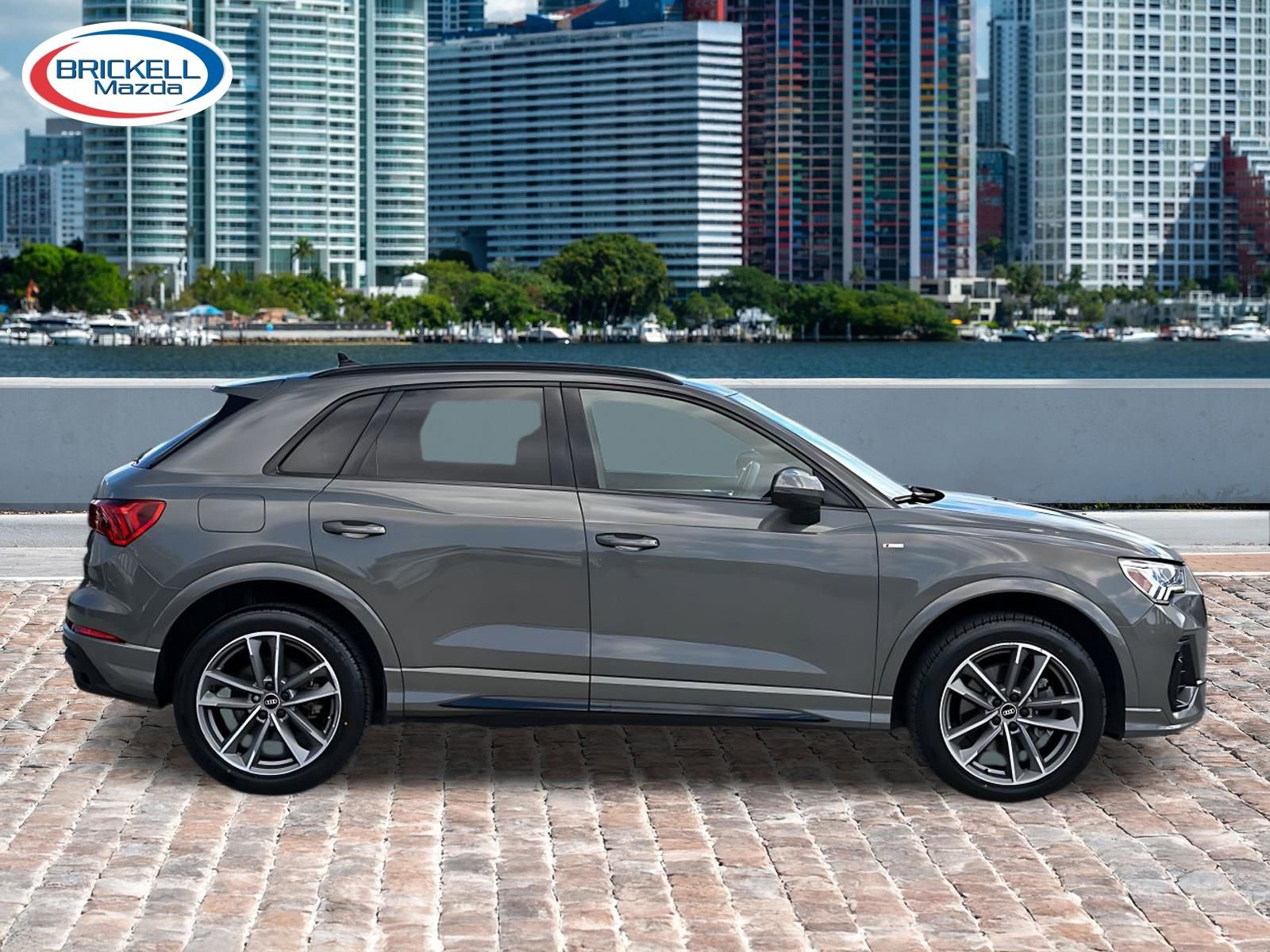 Used 2022 Audi Q3 2.0T Premium Plus w/ Premium Plus Package AWD/4WD image 4