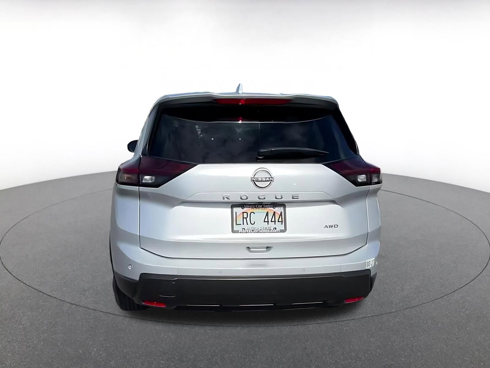 Used 2025 Nissan Rogue SV image 12