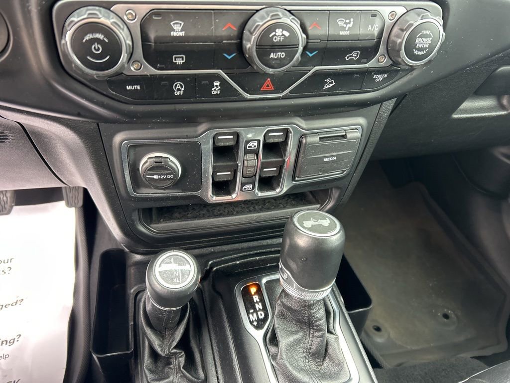 Used 2021 Jeep Wrangler Unlimited Sahara image 11