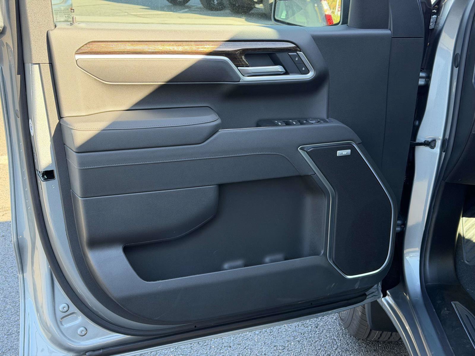 New 2026 GMC Sierra 1500 Elevation w/ Preferred Package AWD/4WD image 6
