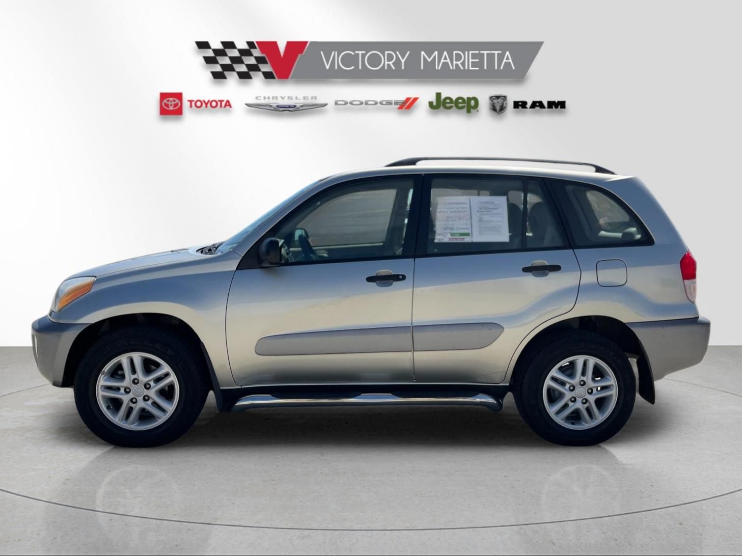 Used 2002 Toyota RAV4 2WD image 2