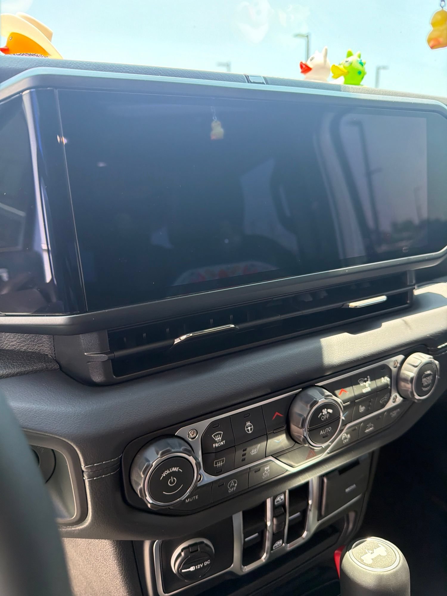 Used 2026 Jeep Wrangler Unlimited Sahara AWD/4WD image 12