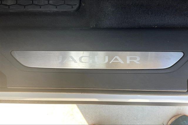 New 2024 Jaguar F-PACE R-Dynamic S image 9