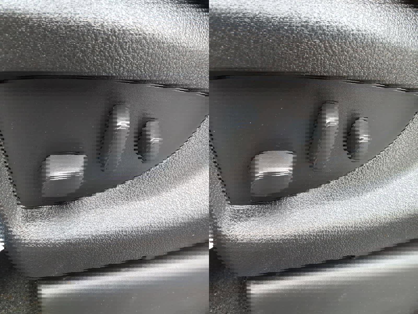 Used 2018 Chevrolet Silverado 1500 LTZ w/ Sport Package image 11