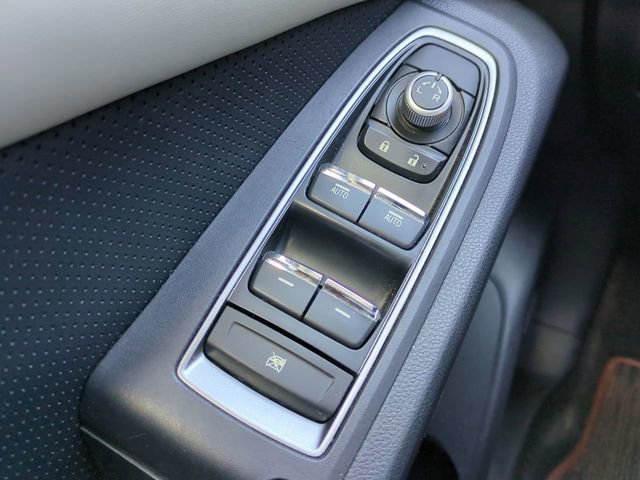 Used 2019 Subaru Ascent Touring AWD/4WD image 29