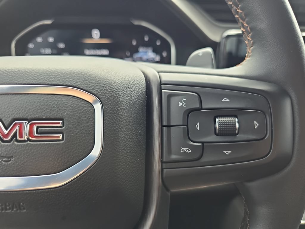 Used 2024 GMC Sierra 1500 AT4 w/ AT4 Premium Package AWD/4WD image 19
