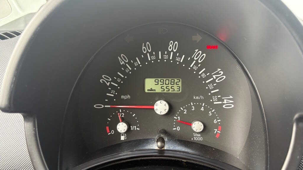 Used 2001 Volkswagen Beetle GLS image 13