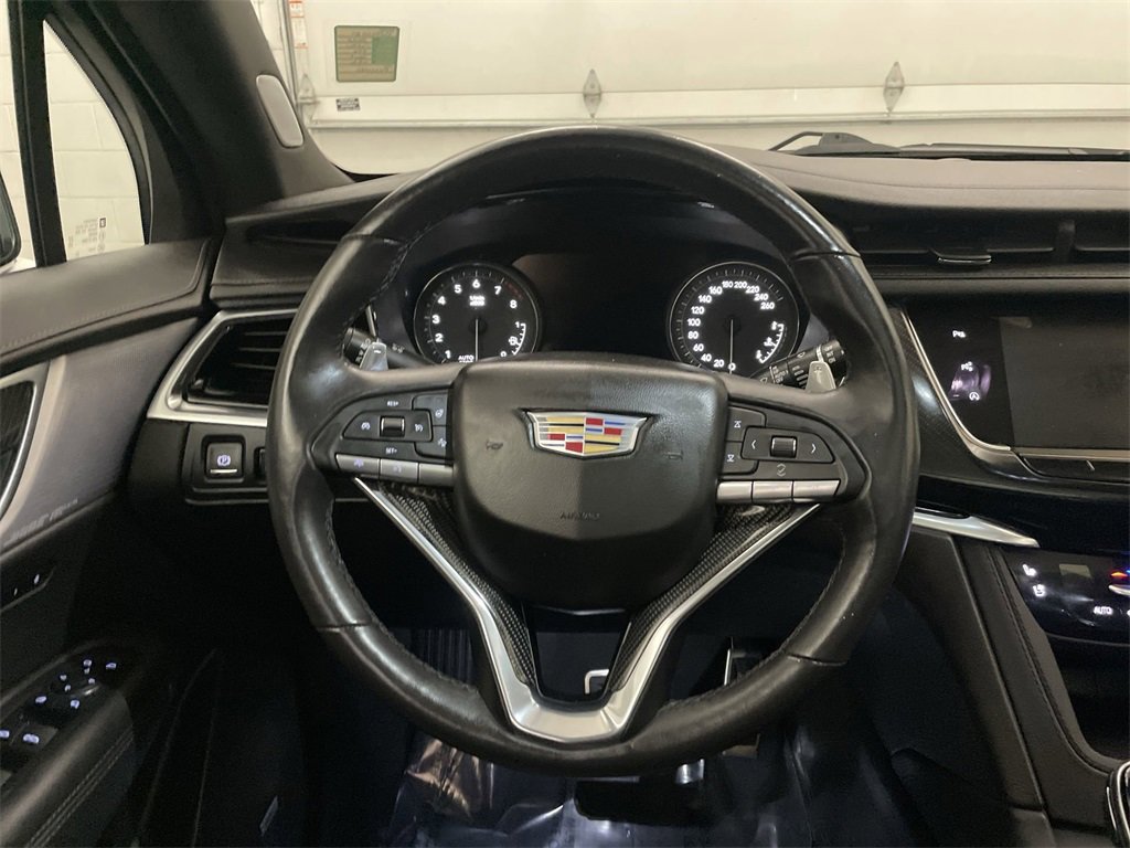Used 2023 Cadillac XT6 Sport image 5