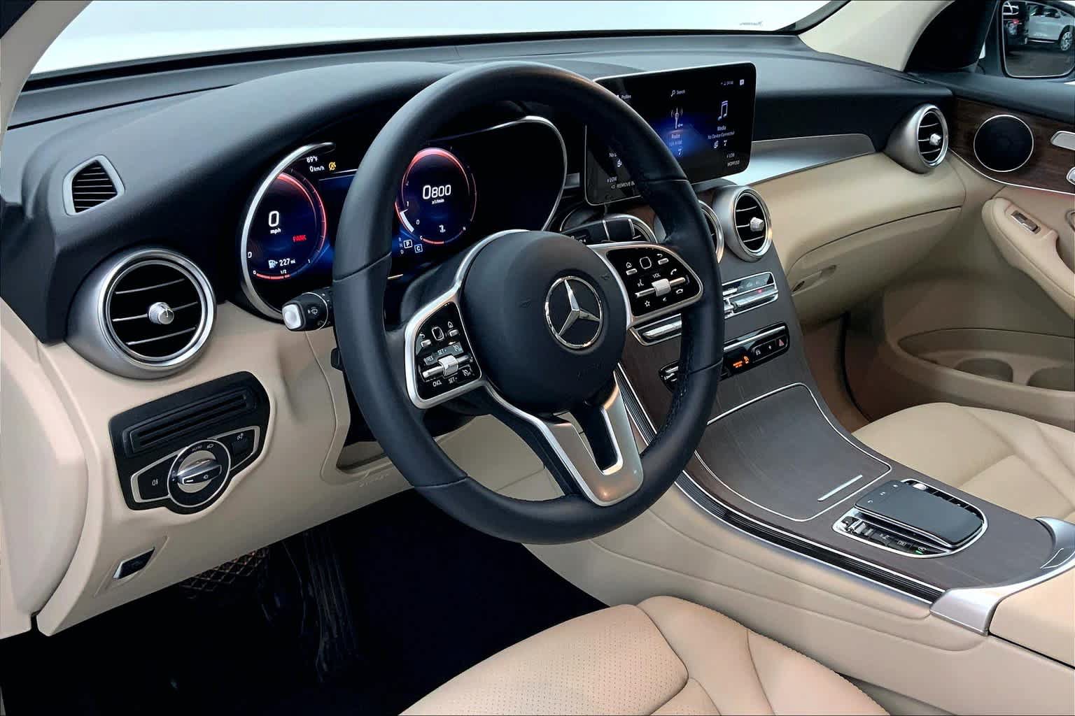 Certified 2022 Mercedes-Benz GLC 300 image 13
