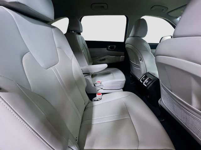 Certified 2025 Kia Sorento EX image 29