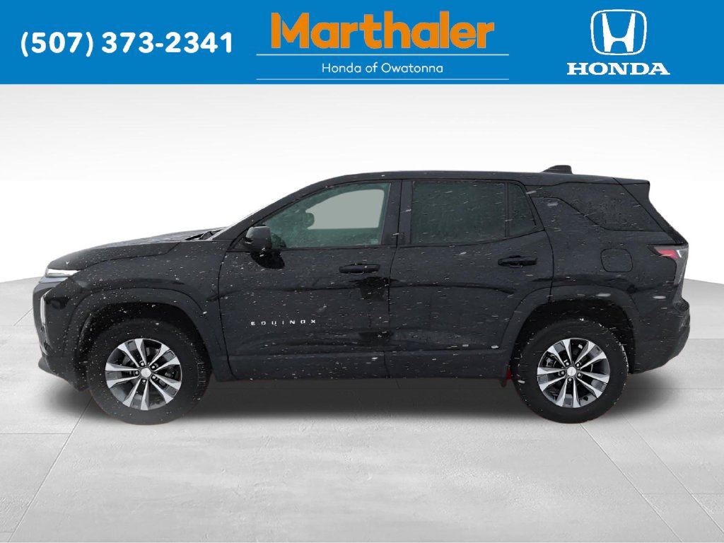 Used 2025 Chevrolet Equinox LT AWD/4WD image 2