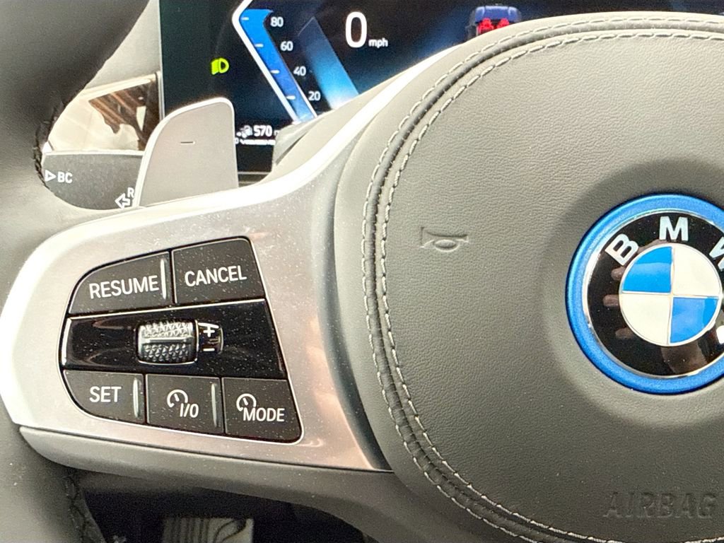 New 2026 BMW X5 xDrive50e w/ M Sport Package AWD/4WD image 11