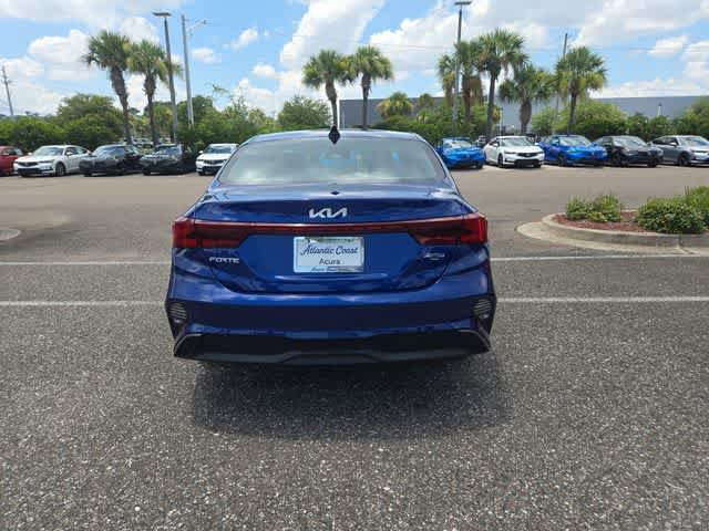 Used 2023 Kia Forte LXS w/ LXS Technology Package FWD image 7