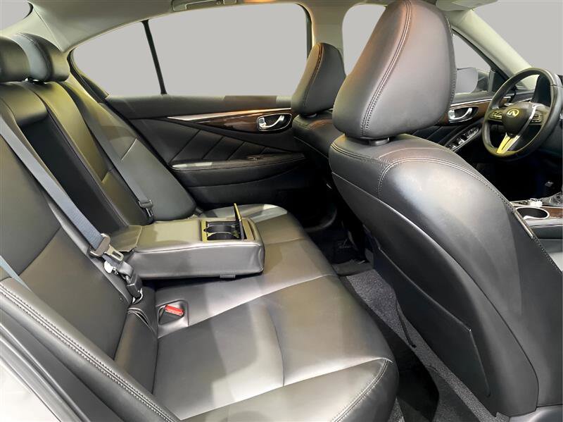 Used 2019 INFINITI Q50 Luxe w/ Essential Package (3.0T Luxe) image 26