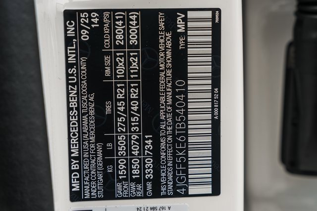 New 2026 Mercedes-Benz GLS 450 4MATIC image 44