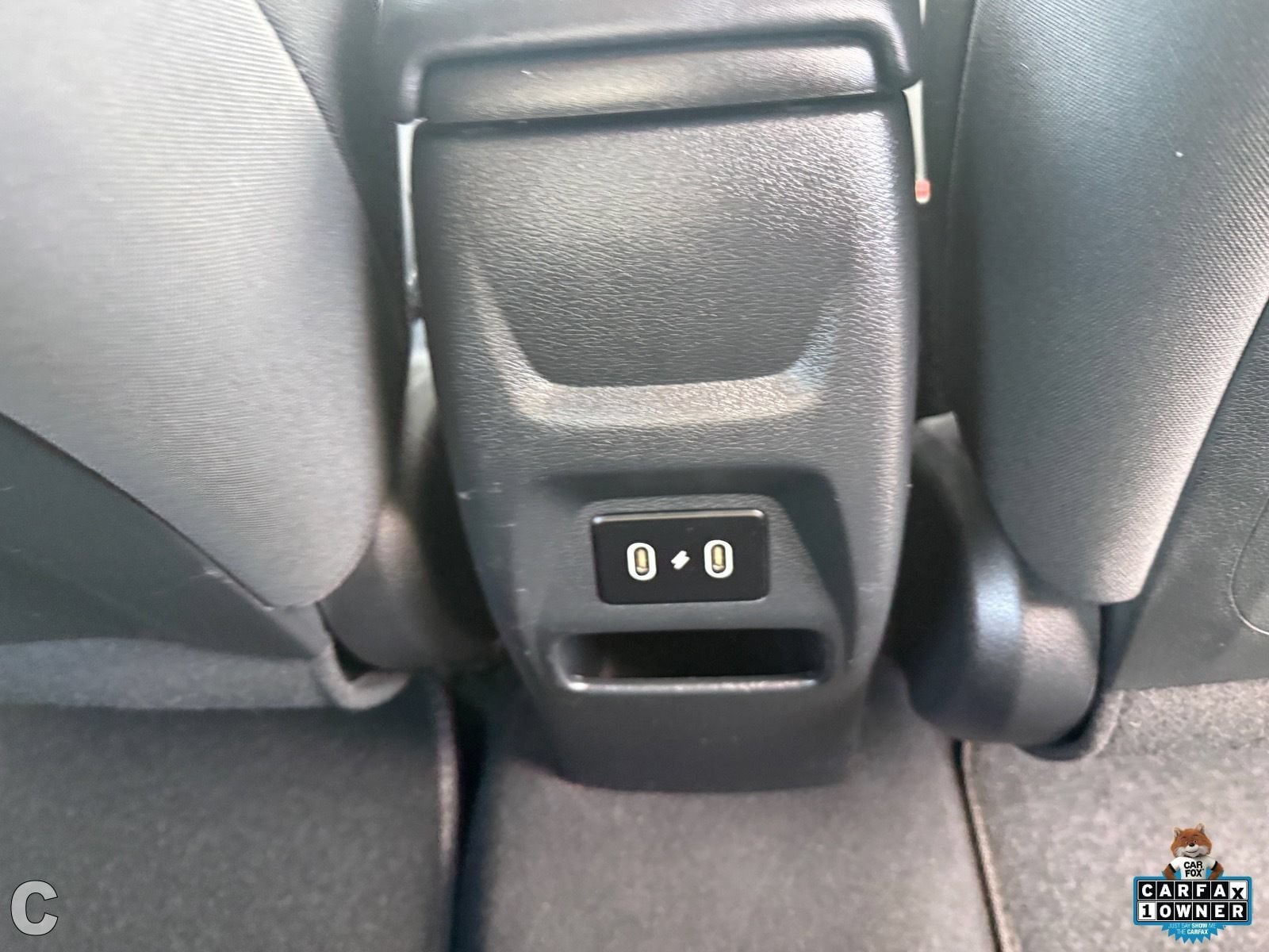 Used 2024 Hyundai Venue SEL FWD image 15