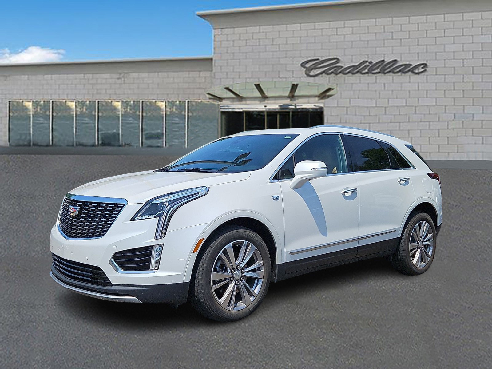 Certified 2024 Cadillac XT5 Premium Luxury