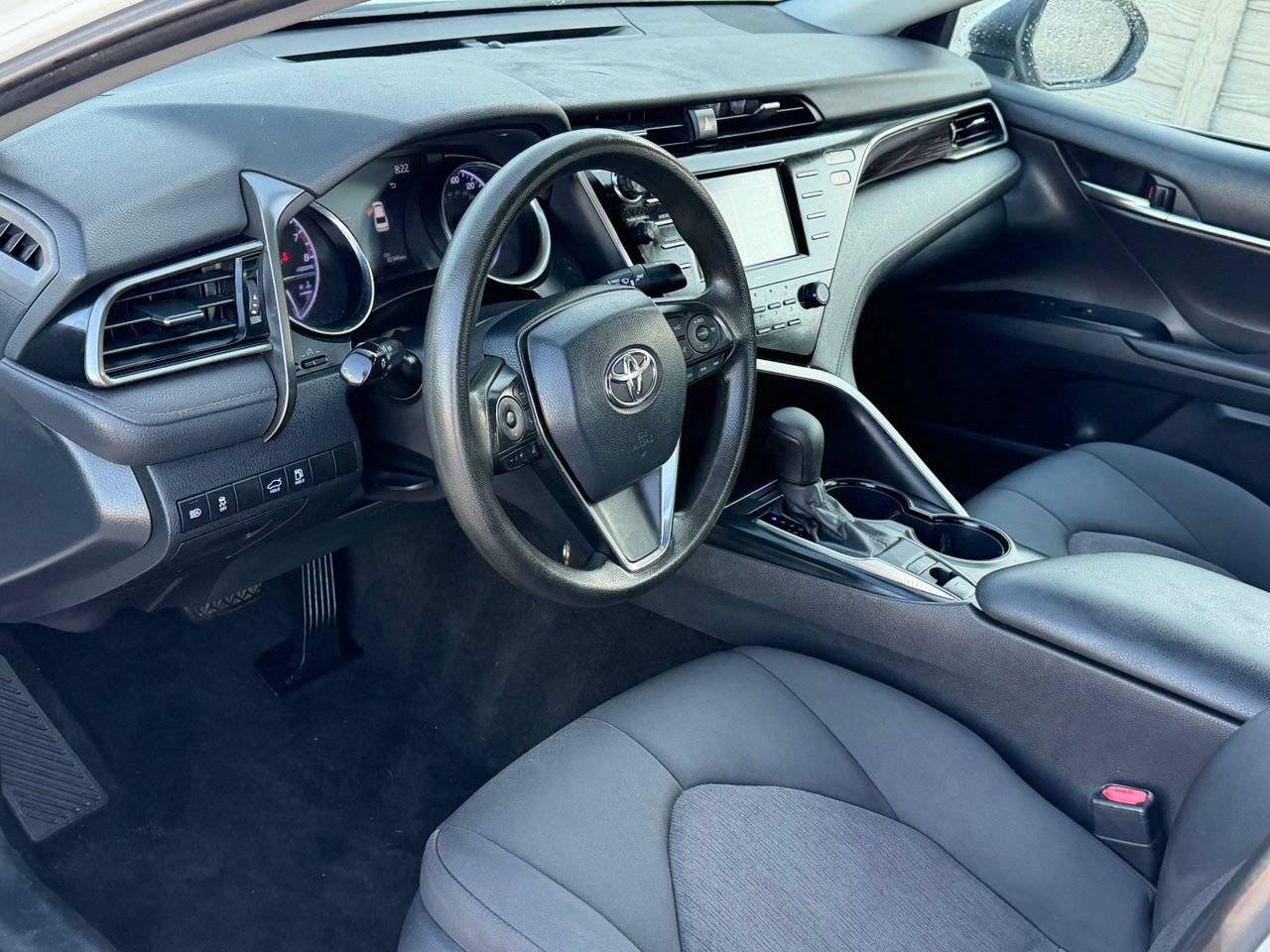 Used 2020 Toyota Camry LE AWD/4WD image 14