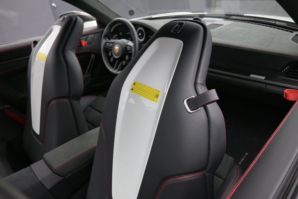 Certified 2024 Porsche 911 GT3 RS RWD image 26