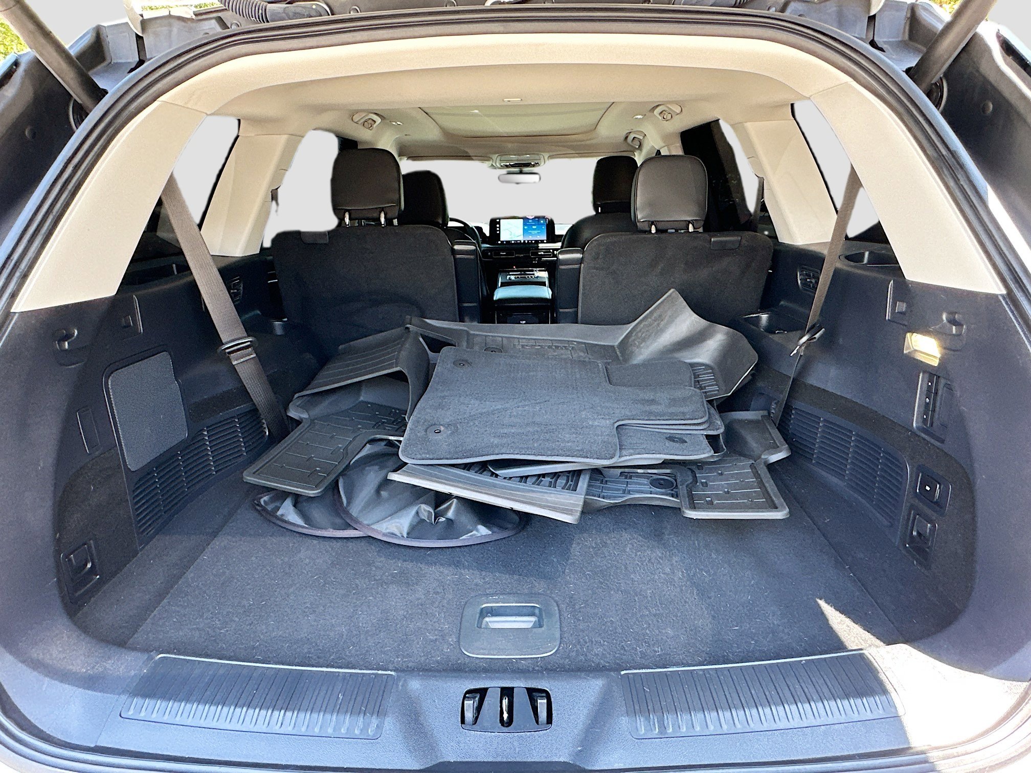 Used 2025 Lincoln Aviator Reserve w/ Jet Appearance Package RWD image 28