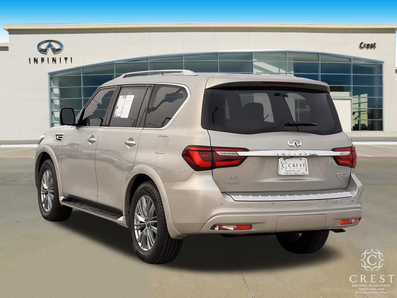 Used 2023 INFINITI QX80 Luxe w/ Cargo Package image 7