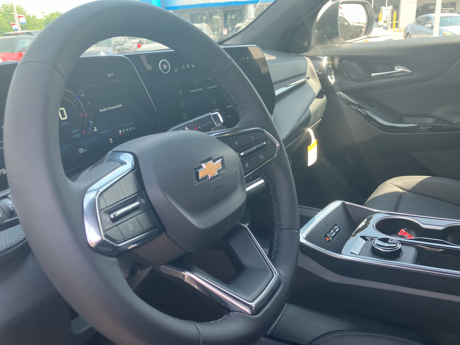 New 2026 Chevrolet Equinox LT w/ Convenience Package II FWD image 9