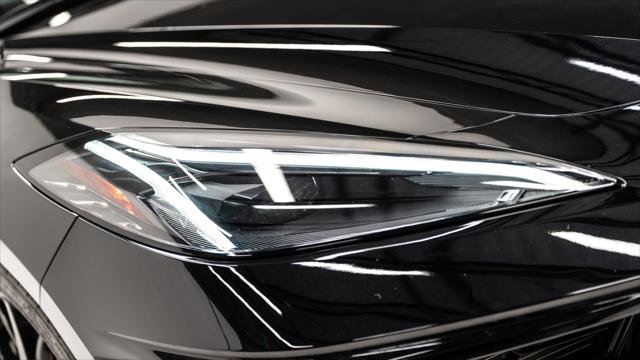 Used 2022 Chevrolet Corvette 3LT w/ Z51 Performance Package image 12