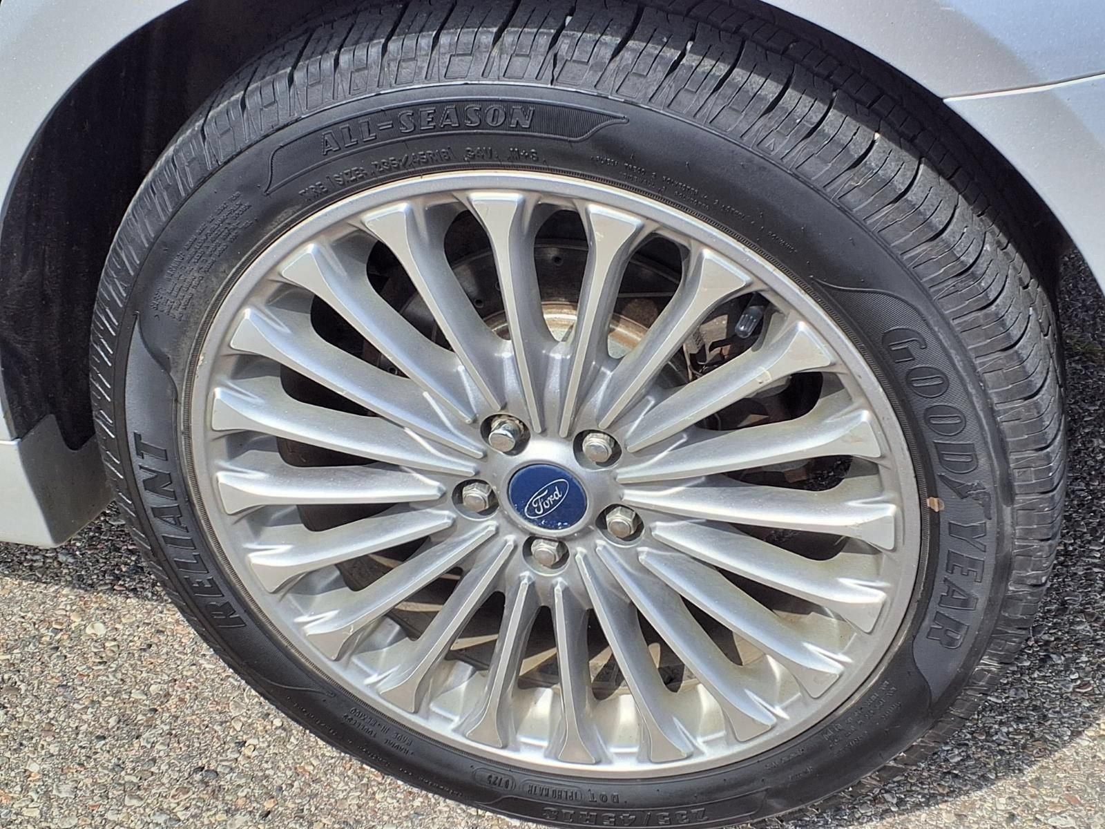 Used 2014 Ford Fusion Titanium FWD image 8
