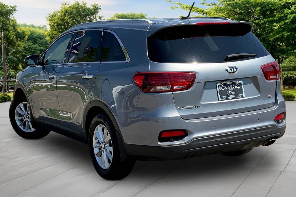Used 2020 Kia Sorento LX w/ LX I4 Convenience Package image 4