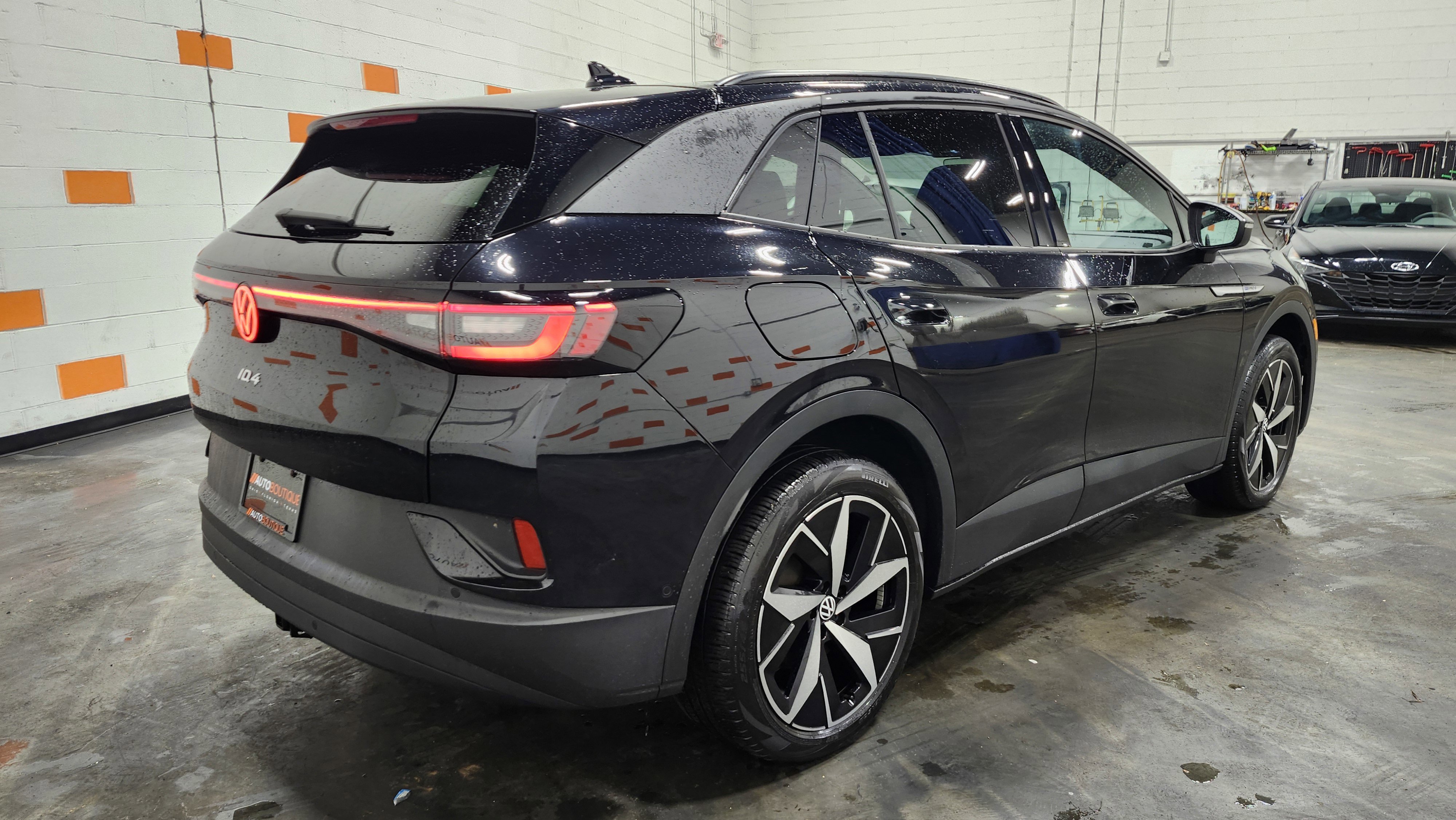 Used 2023 Volkswagen ID.4 Pro S image 18