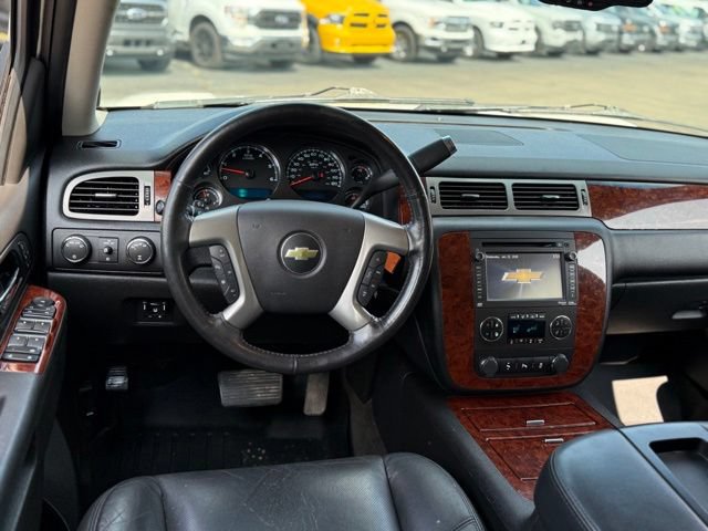 Used 2014 Chevrolet Tahoe LTZ AWD/4WD image 5