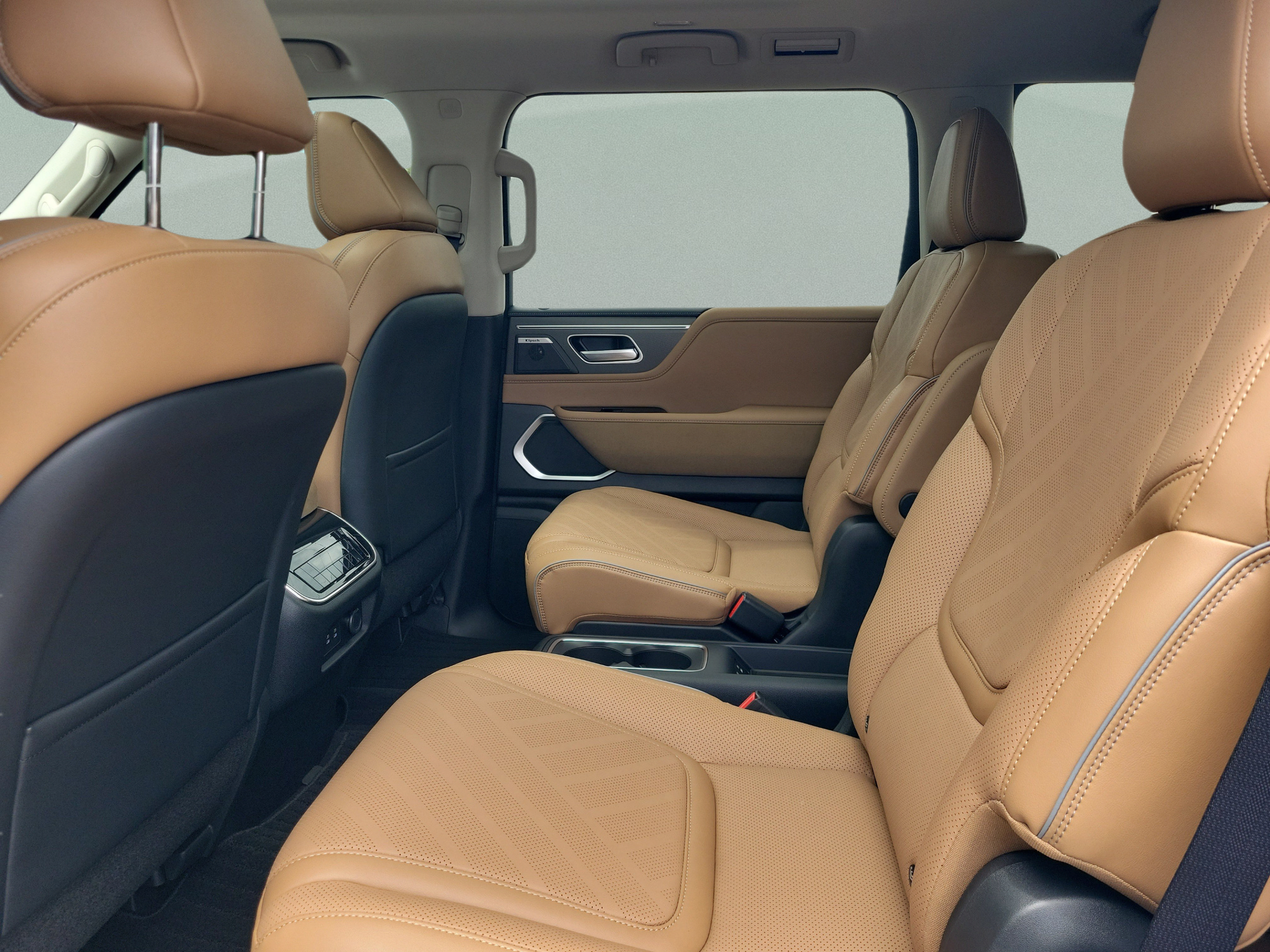 New 2027 INFINITI QX80 Luxe w/ Cargo Package RWD image 10