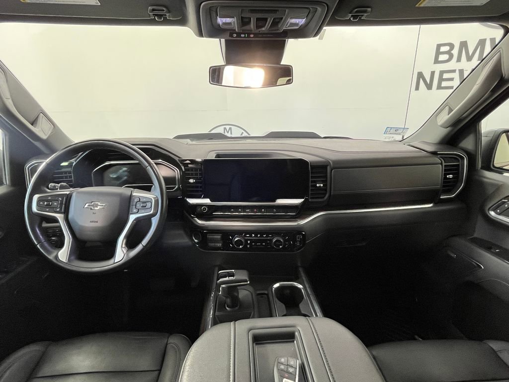 Used 2022 Chevrolet Silverado 1500 LT Trail Boss w/ Convenience Package II AWD/4WD image 20