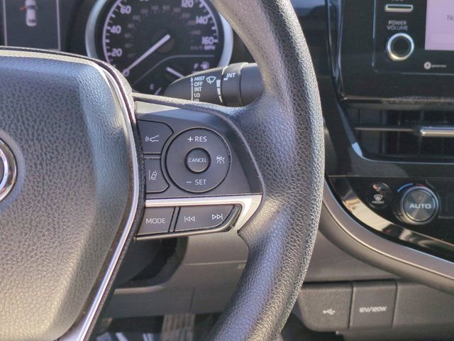 Used 2022 Toyota Camry LE image 20