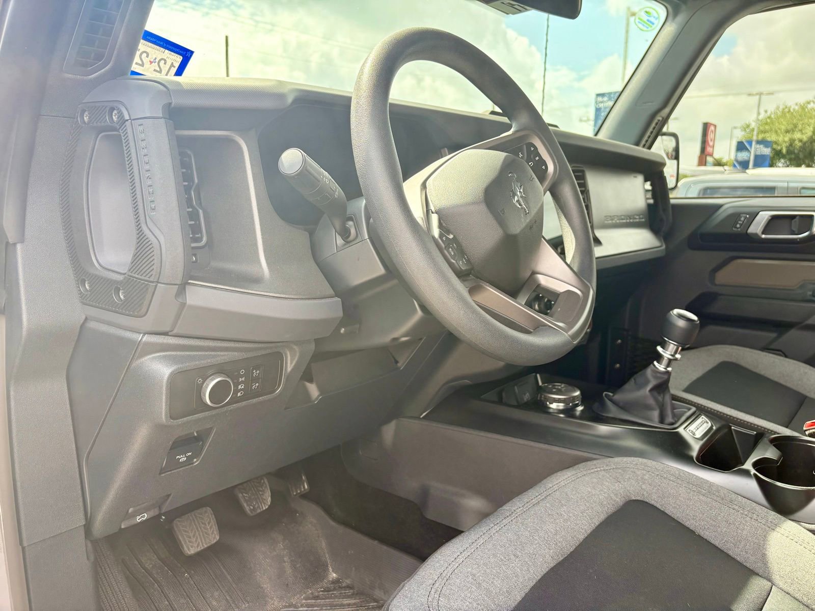 Used 2025 Ford Bronco 2-Door AWD/4WD image 14