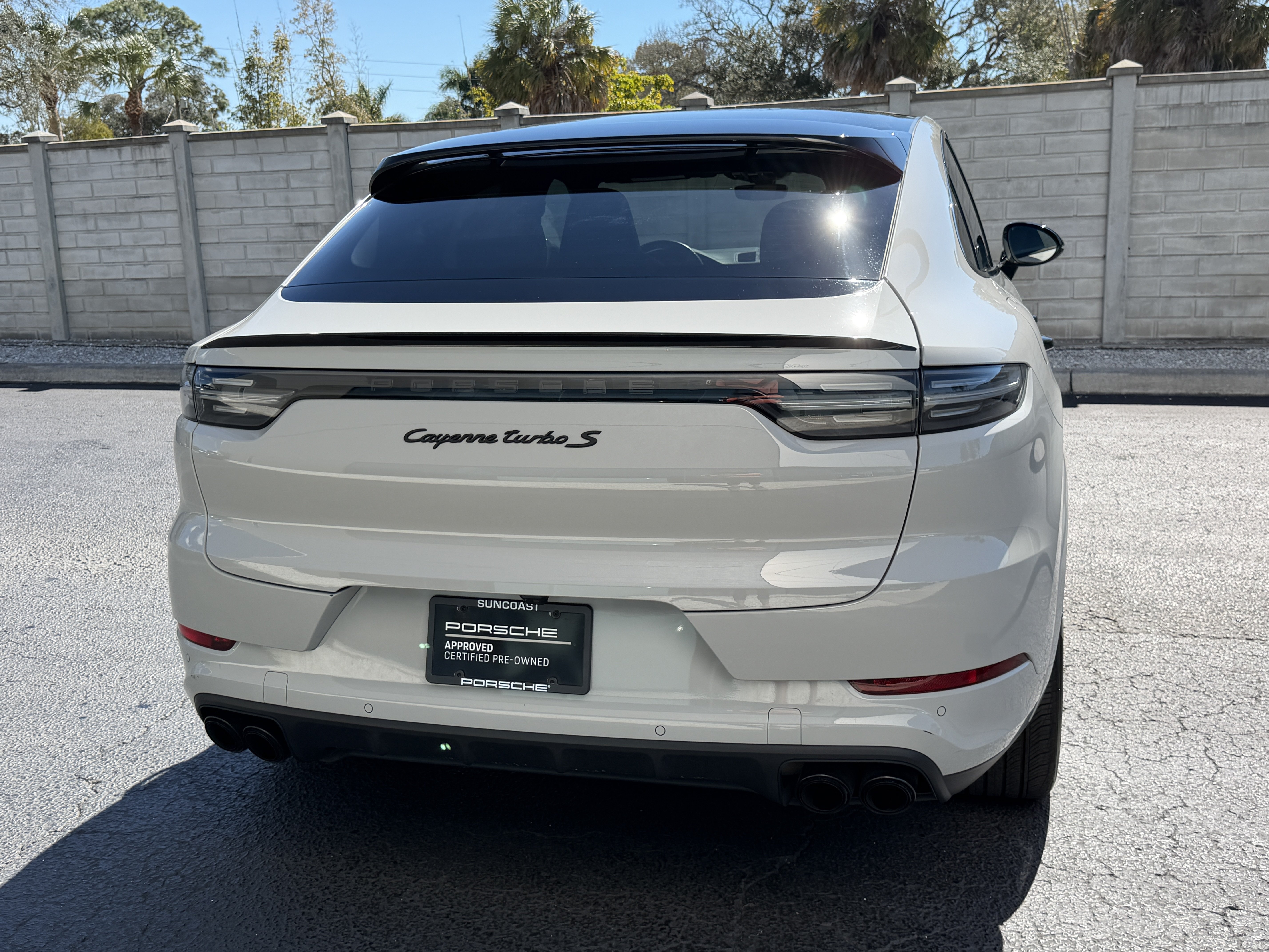 Certified 2022 Porsche Cayenne Turbo S AWD/4WD image 12