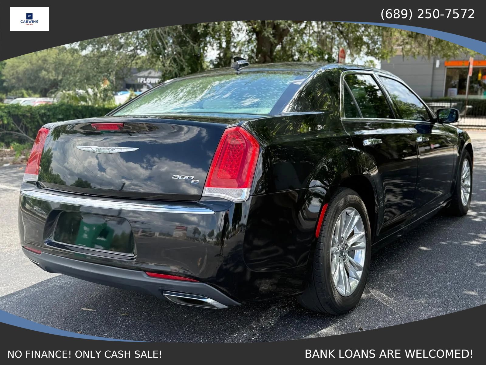 Used 2015 Chrysler 300 C RWD image 5