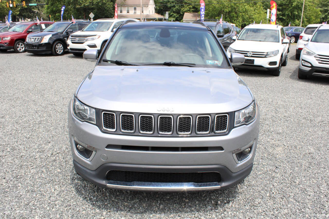 Used 2018 Jeep Compass Limited image 3