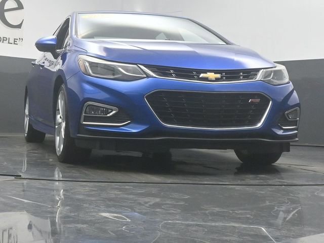 Used 2018 Chevrolet Cruze Premier FWD image 3