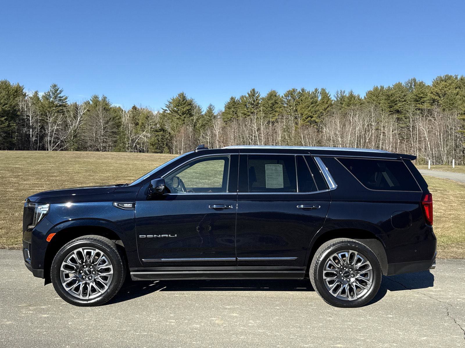 Used 2023 GMC Yukon Denali Ultimate image 5