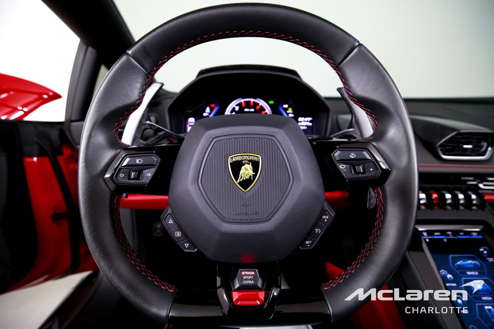 Used 2020 Lamborghini Huracan EVO AWD/4WD image 15