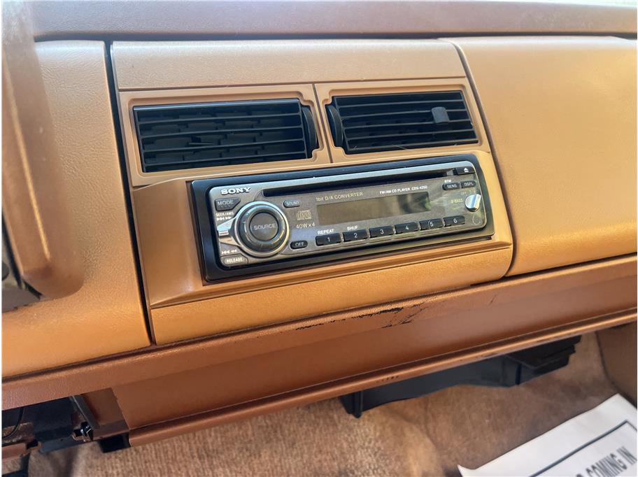 Used 1989 GMC Sierra 2500 2WD Regular Cab image 14