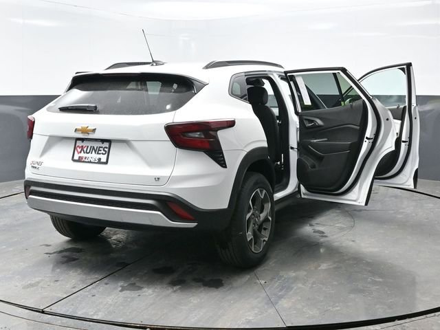 New 2026 Chevrolet Trax LT w/ Driver Confidence Package image 55