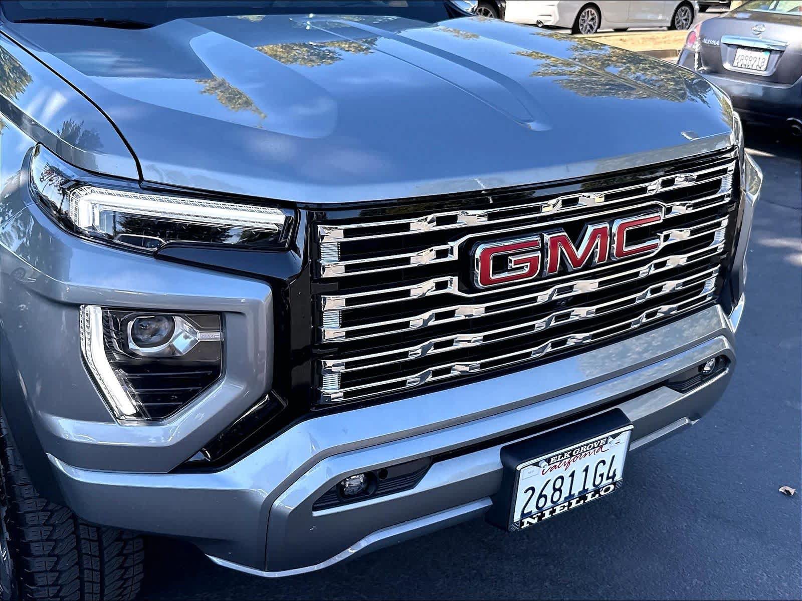 Used 2025 GMC Canyon Denali AWD/4WD image 33