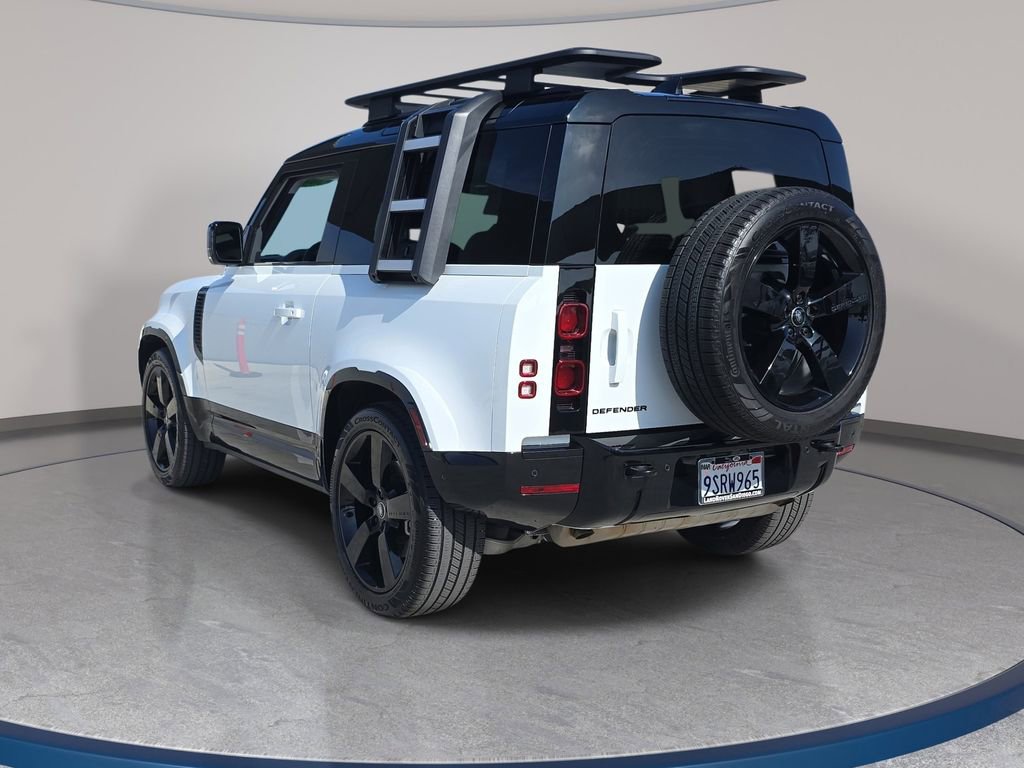 Used 2025 Land Rover Defender 90 X-Dynamic SE image 7