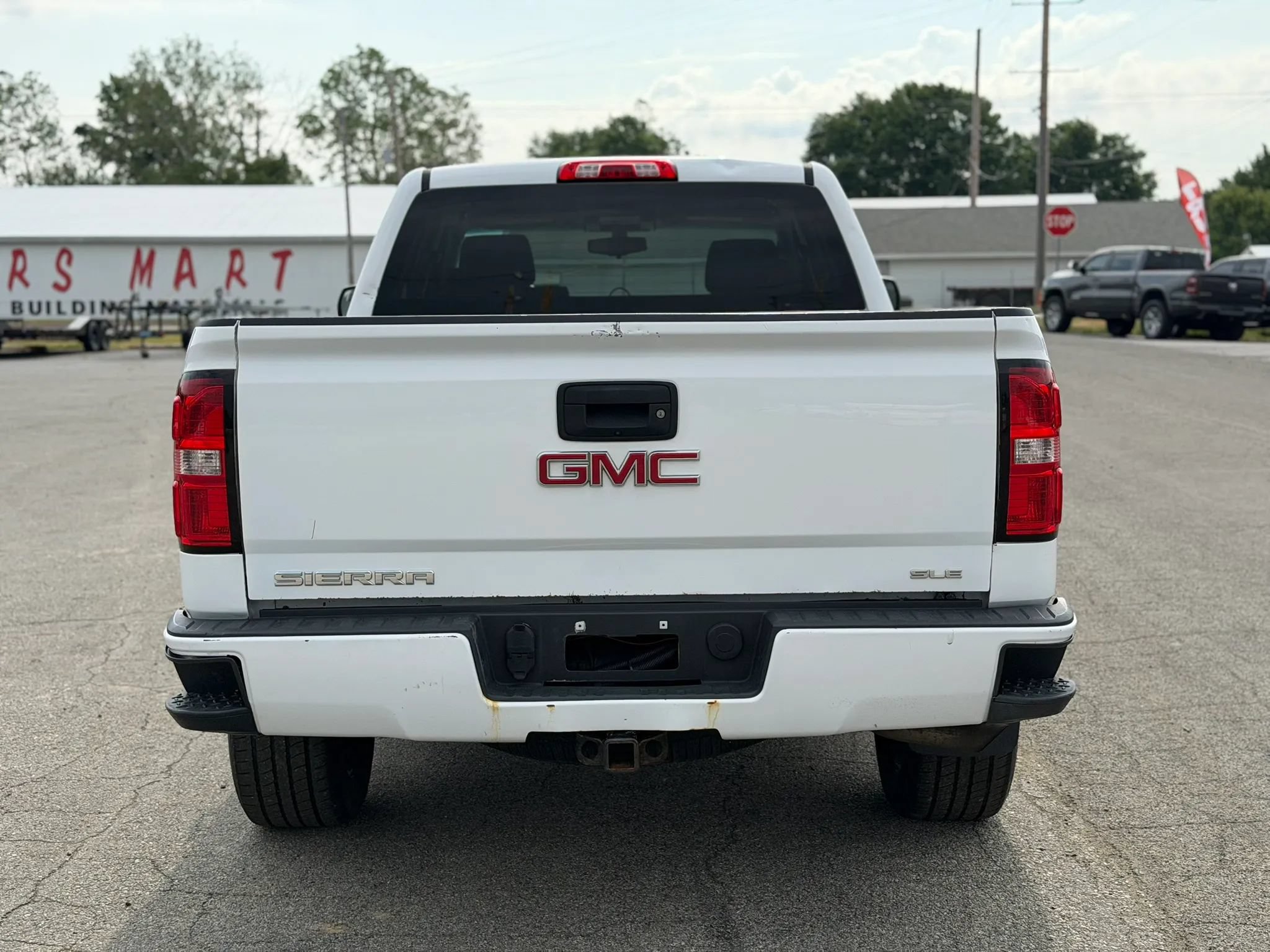 Used 2017 GMC Sierra 1500 SLE w/ Elevation Edition AWD/4WD image 6