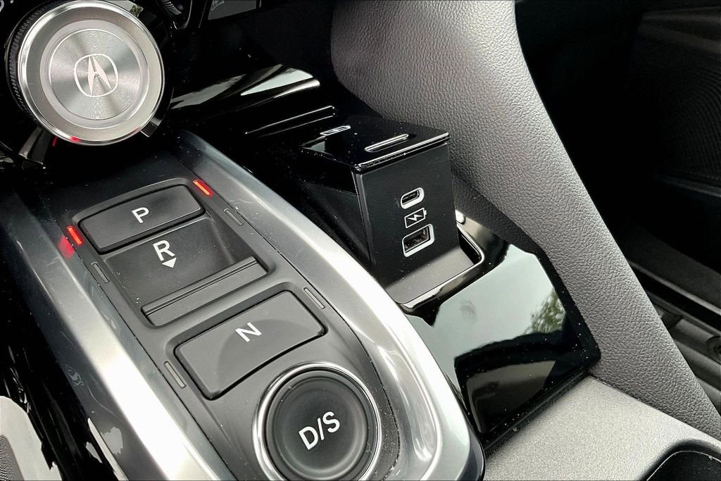 Used 2024 Acura MDX SH-AWD image 35